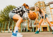 chicas-jugando-baloncesto